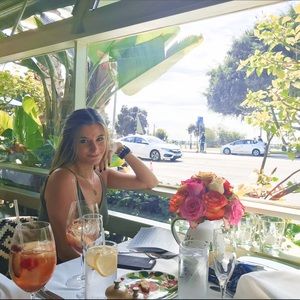 Meet your Posher, Jacqueline